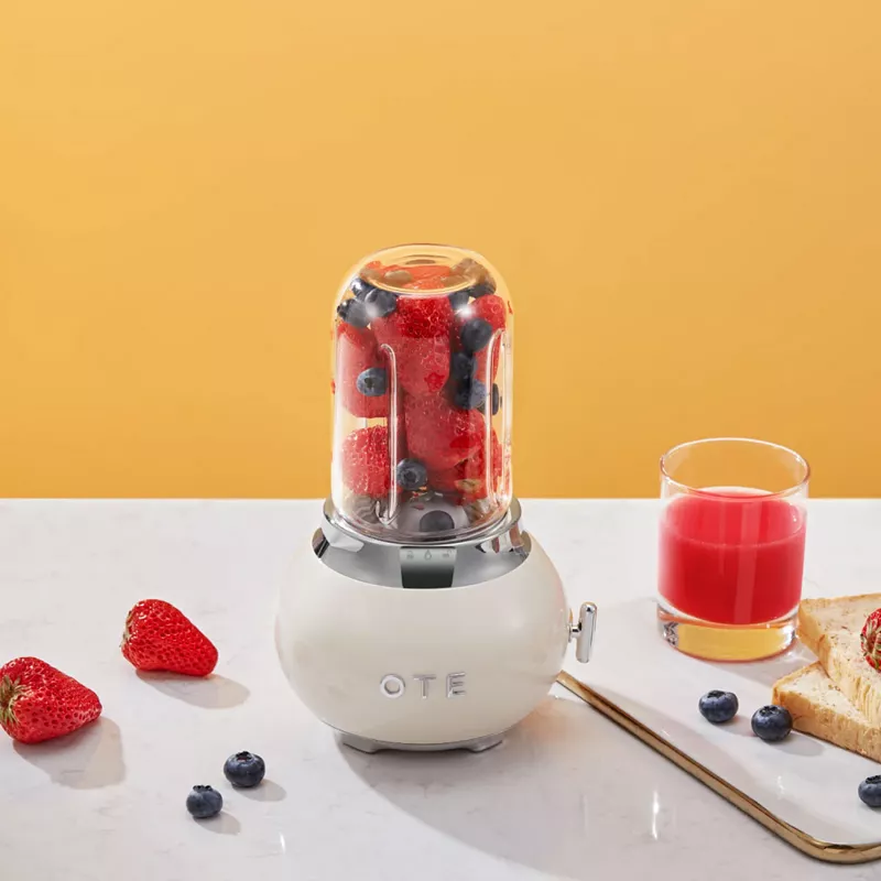 OTE Portable Compact Multifunctional Fruit Blender for Smoothies， Shakes， Juices