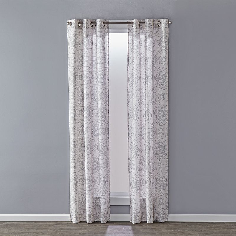 Saturday Knight， Ltd. 1-pack SunSafe Kali Window Curtain