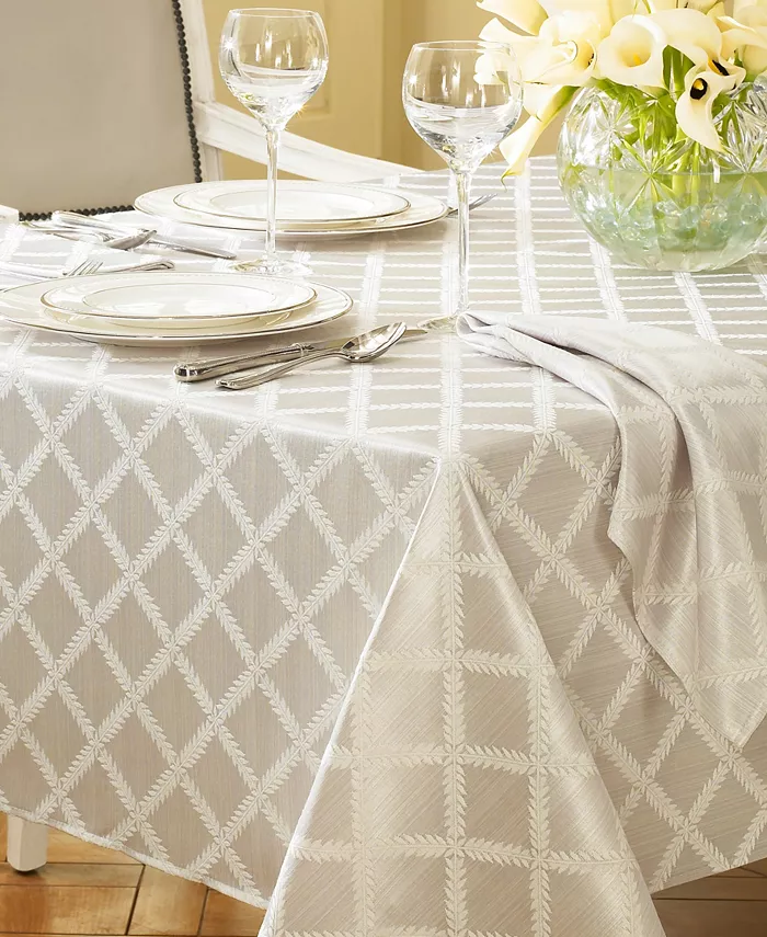 Lenox Laurel Leaf 70 x 104 Rectangle Tablecloth