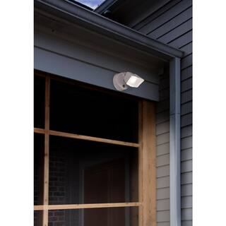 LUTEC White Outdoor Integrated LED Dusk to Dawn Flood Light 6248-PHO