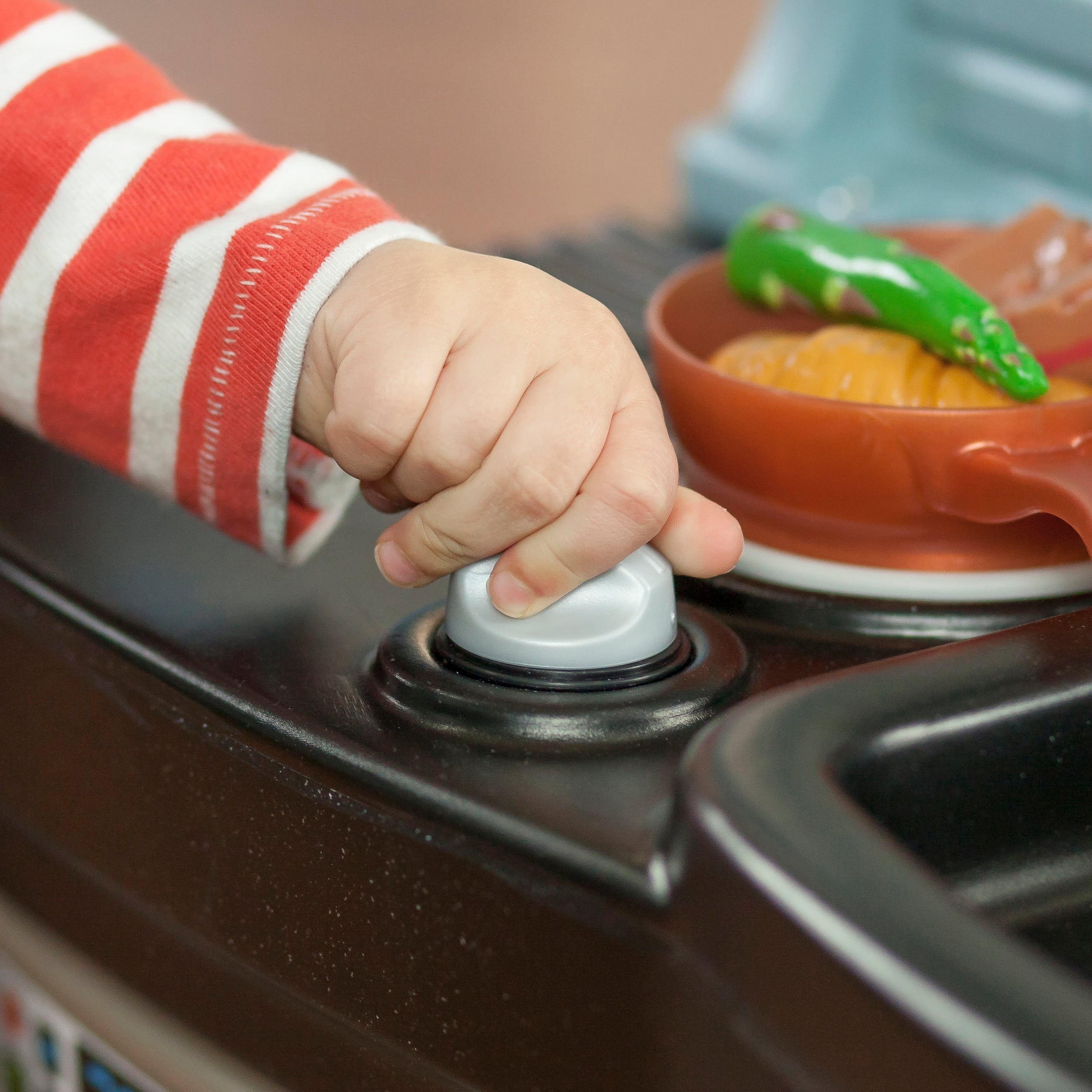 Step2 Pretend Play Kids Best Chef's Toy Cooking Kitchen Set with Accessories