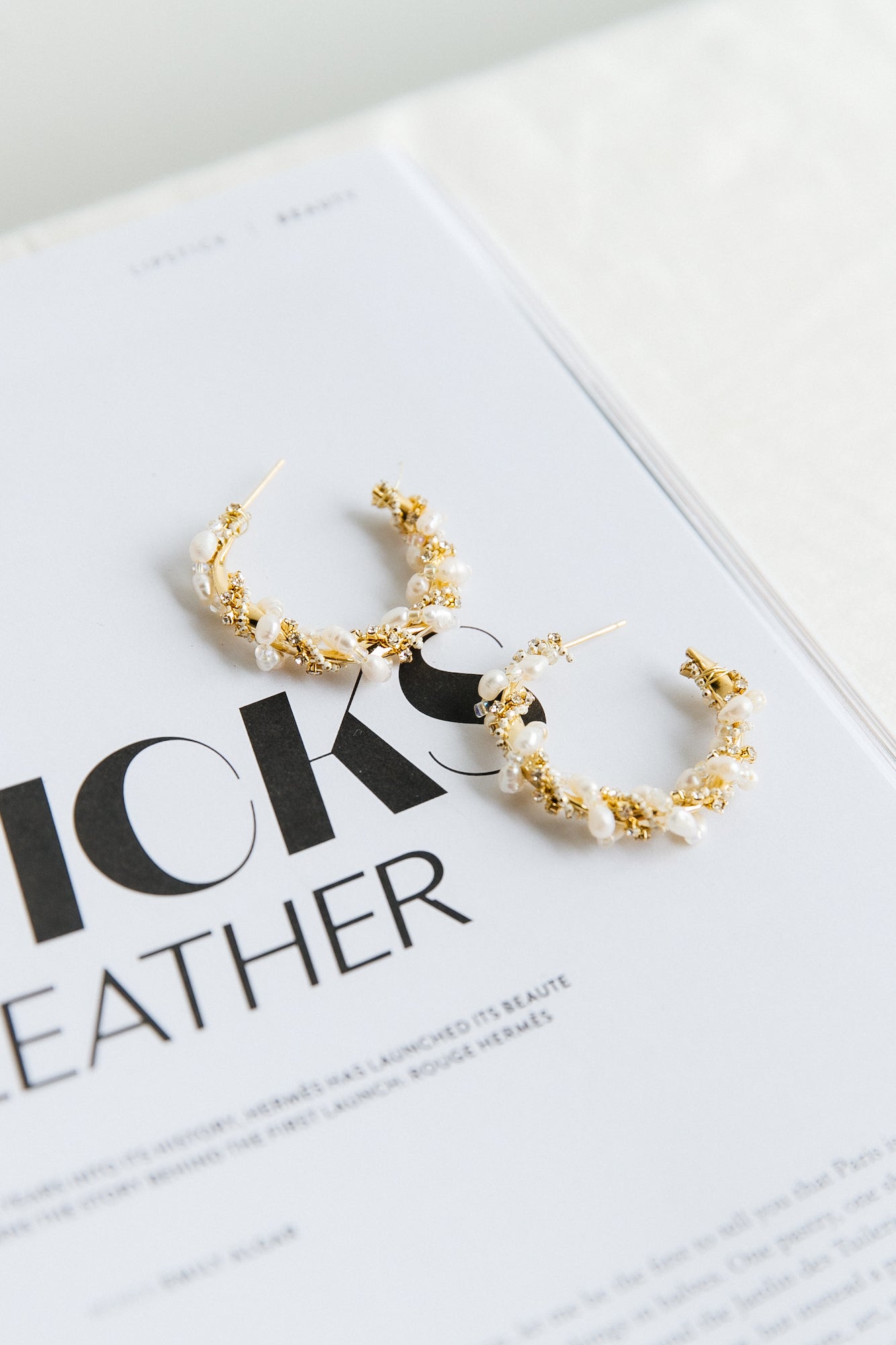 Hooked On Me Earrings Gold