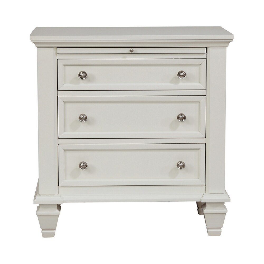 Fresnes White 2 piece Platform Queen Bedroom Set with Nightstand