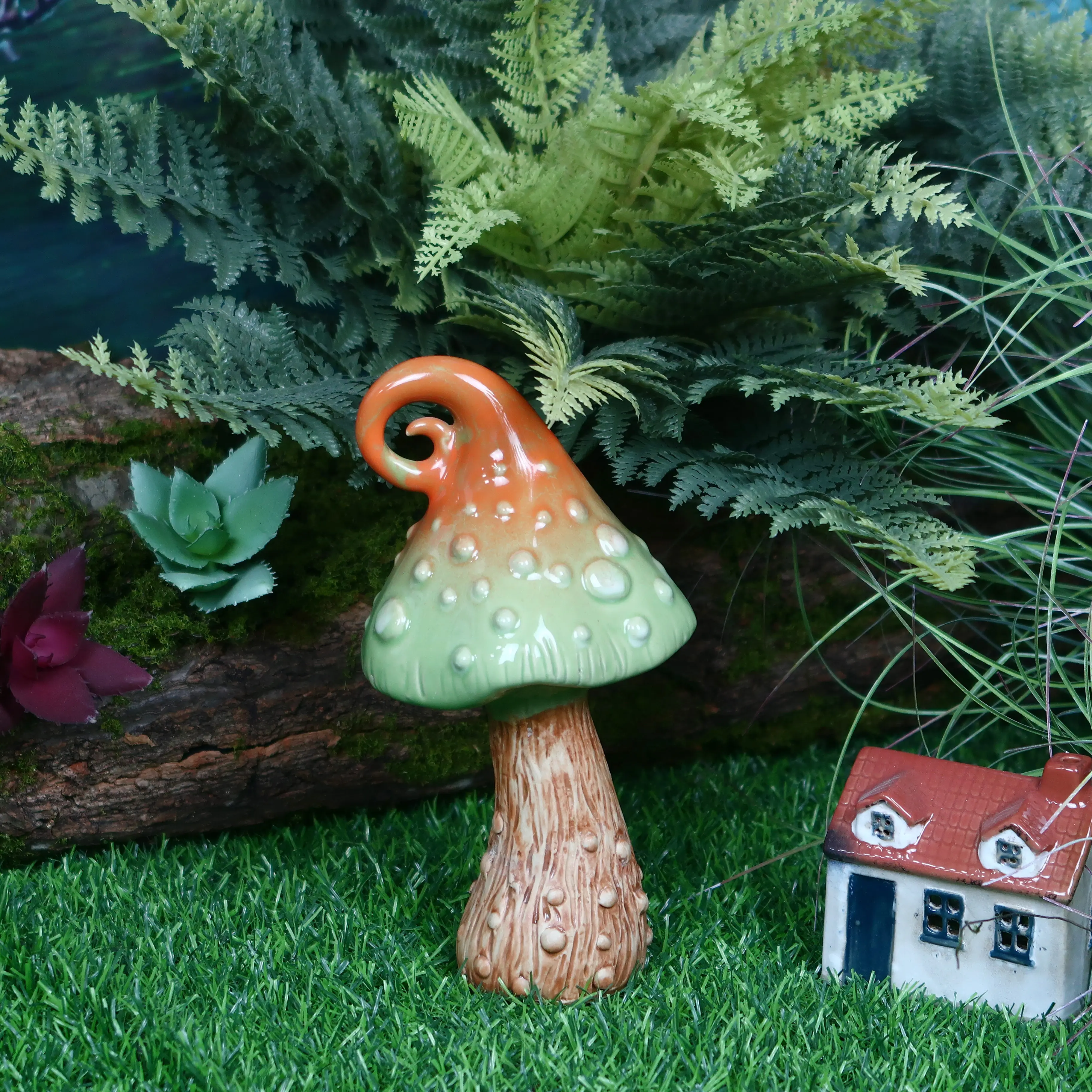 Lovely Garden Ceramic Mushrooms Statues Lawn Ornaments Figurines Yard Decoration Mushroom Garden Accessories  Ceramic Ornament