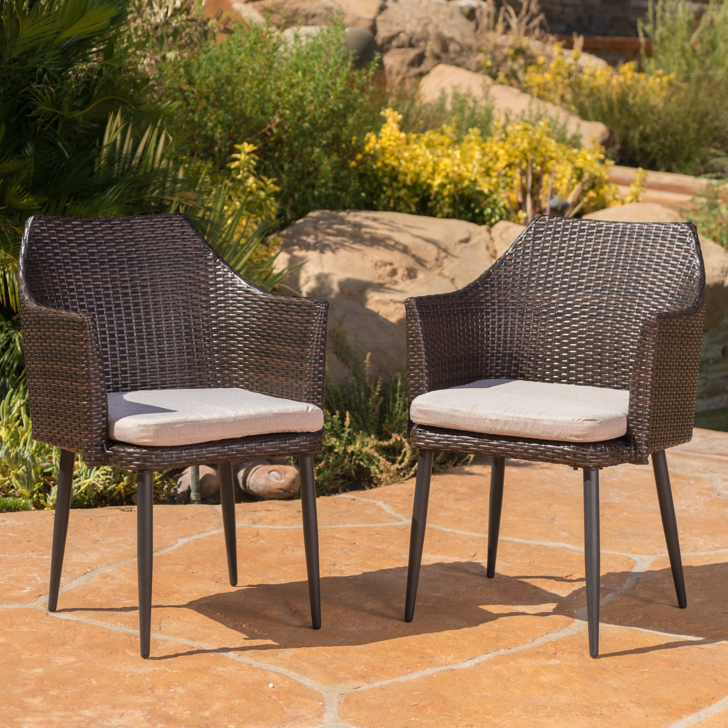 Maccie Outdoor 6 Seater Dining Set