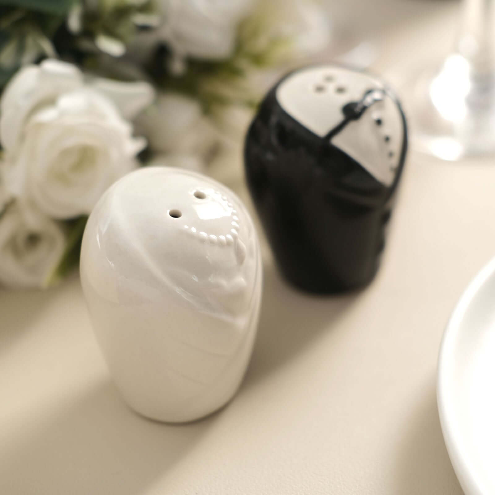 Bride/Groom Ceramic Salt And Pepper Shaker Party Favors Set, Wedding Favors in Pre-Packed Gift Box 2.5