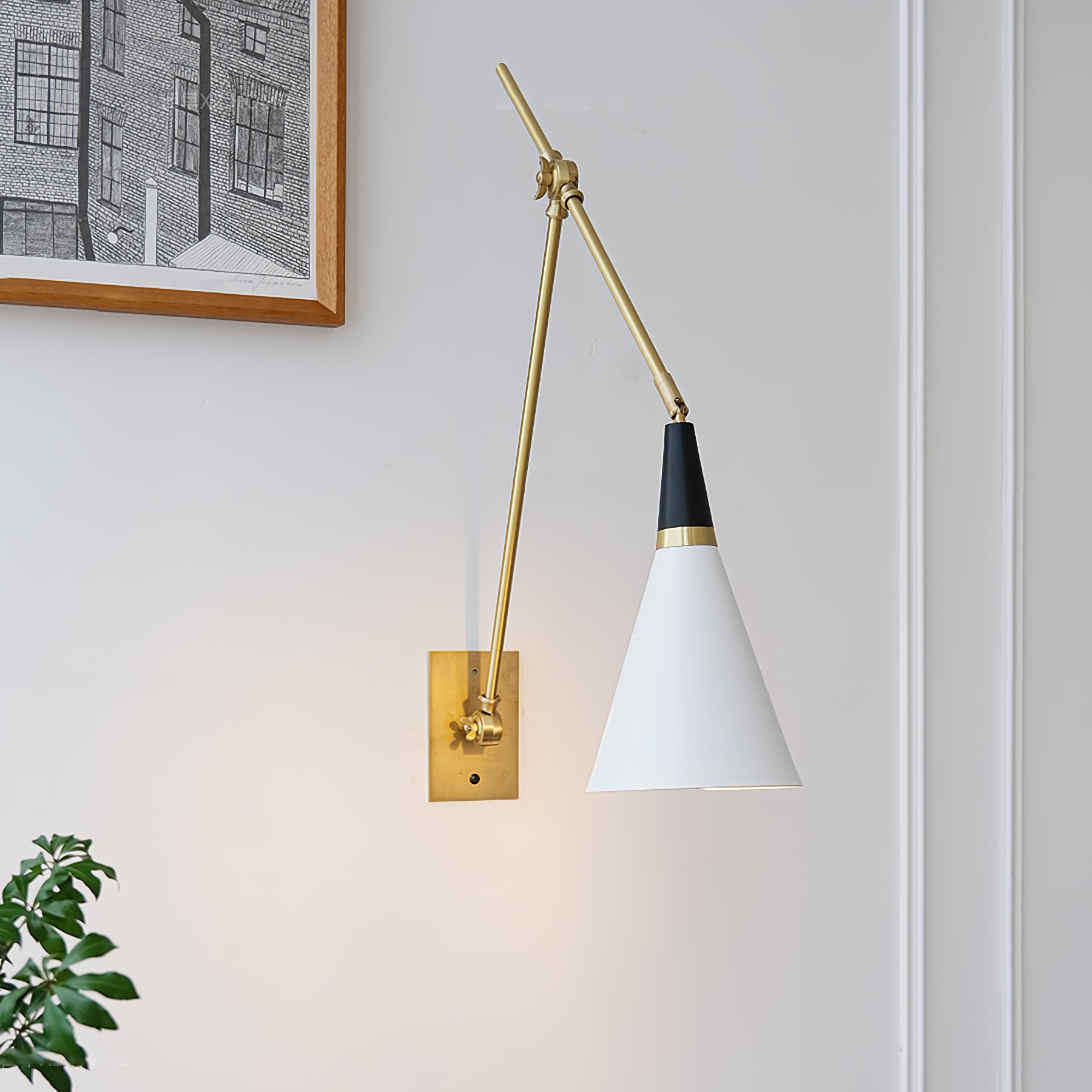 Magari Wall Lamp