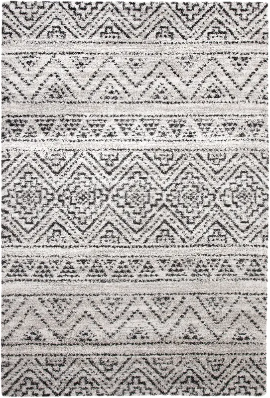 Granada 8 x 11 Beige， Ivory， and Charcoal Gray Area Rug