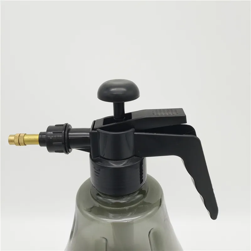 1.5L plastic garden irrigation hand pump sprayer household portable irrigation tools  with lacing tape