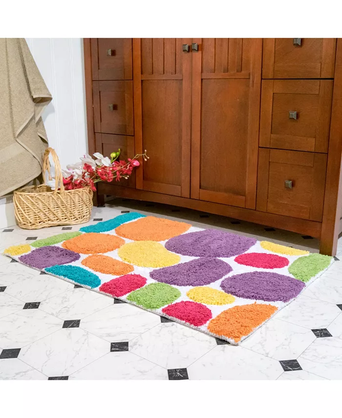 Chesapeake Plush Pebble Pattern Bath Rug