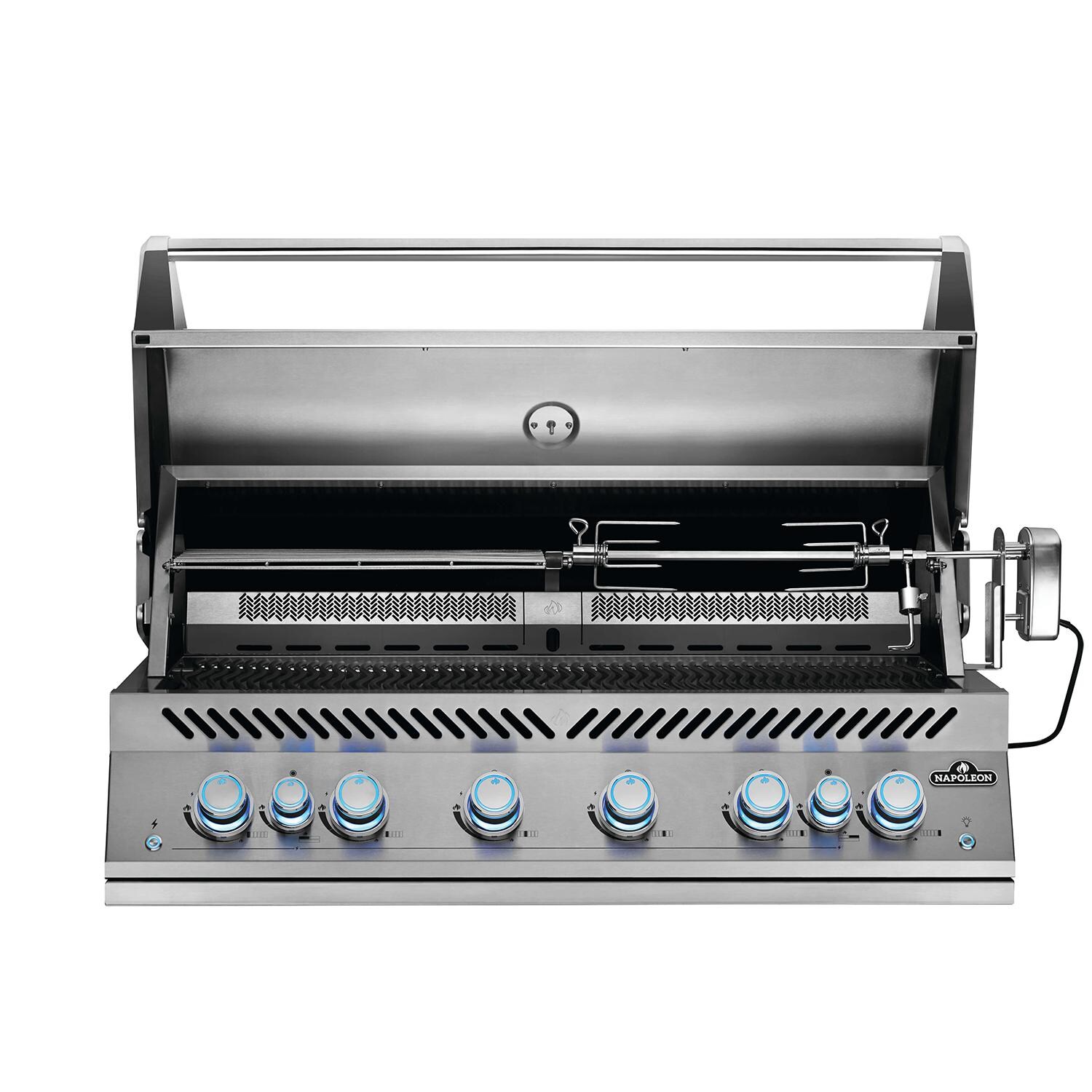 Napoleon 700 Series 44-in Built-in Propane Grill