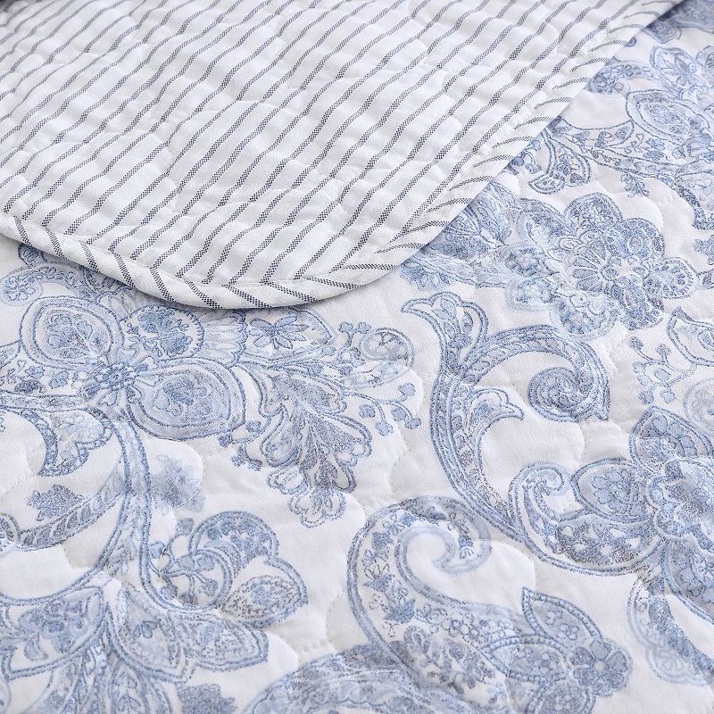 Stone Cottage Field Of Paisley uilt Set with Shams