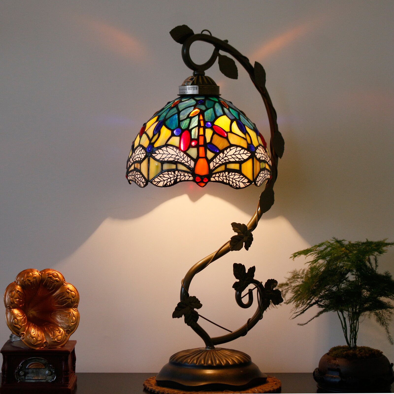  Desk Lamp Stained Glass Table Reading Banker Light Crystal Bead Blue Yellow Dragonfly Style Shade W8H20 Inch S128 World Menagerie LAMPS Parent Lover Kid Living Room Bedroom Coffee Bar Crafts Gift