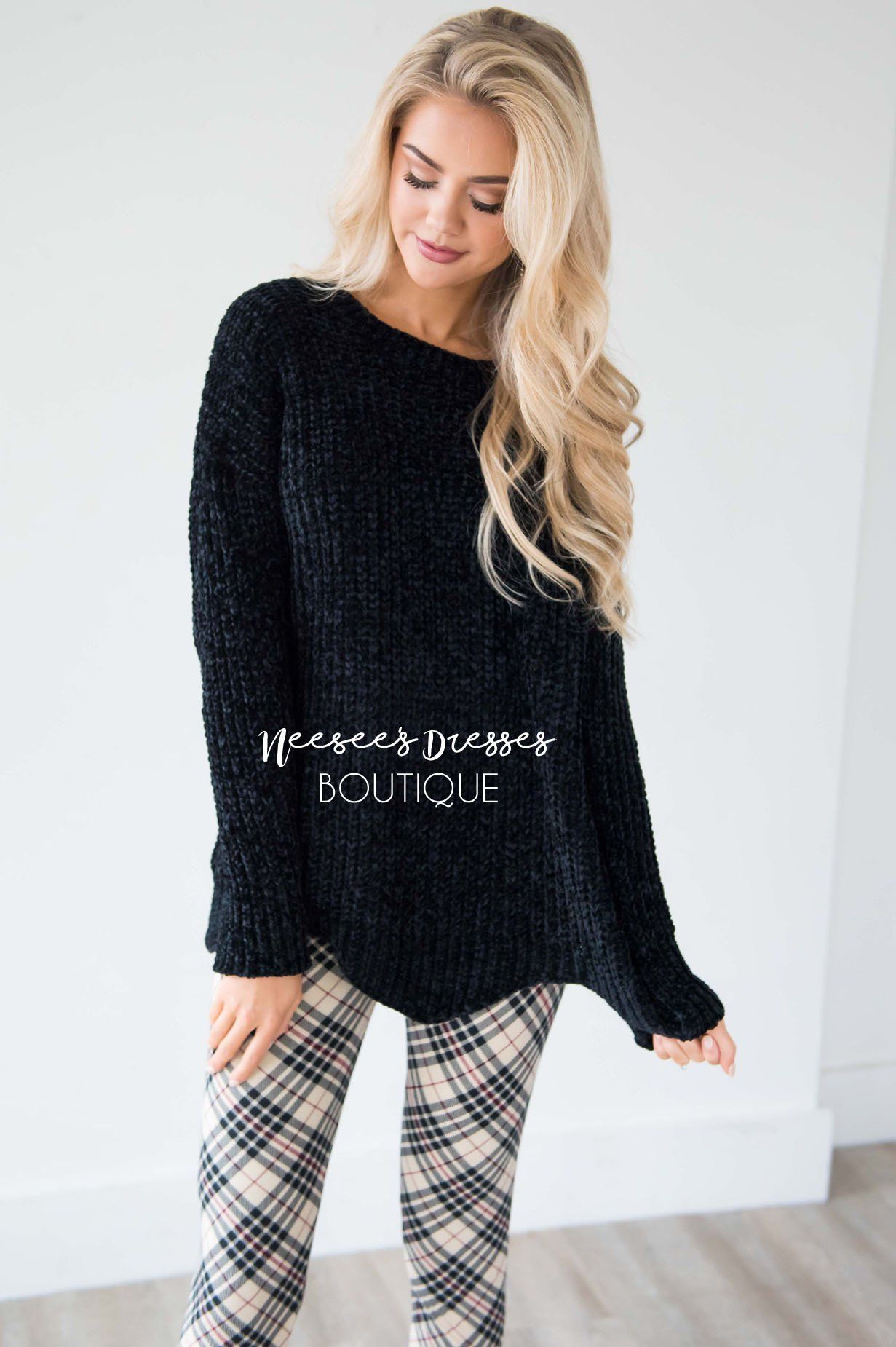 Starstruck By Love Scallop Hem Sweater