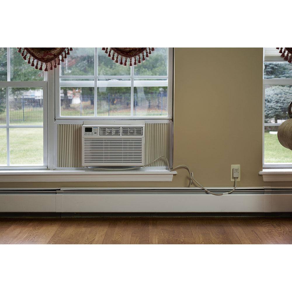 EQK 15000 BTU 115V Window AC with Remote Cools Rooms up to 700 Sq. Ft. Timer 3-Speeds Quiet Operation Auto-Restart EARC15RE1