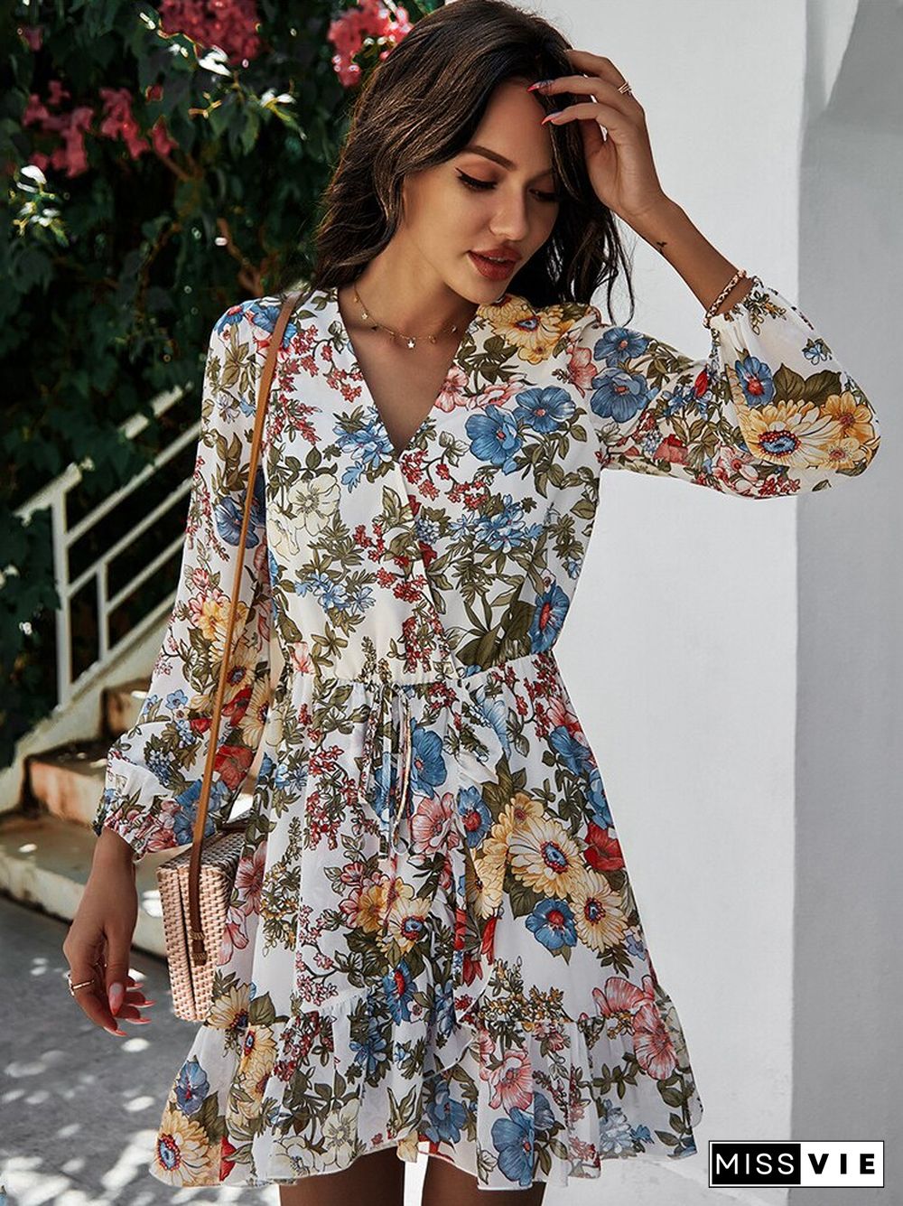 Spring/summer New V-neck Long-sleeved Dress Women Fashion Long-sleeved Breathable Printed Chiffon Skirt Casual Women's Clothing