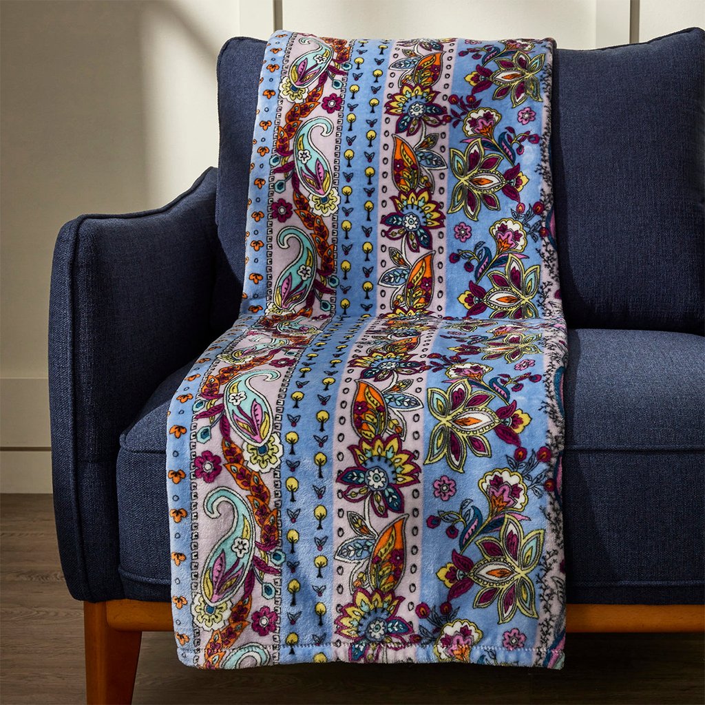 Vera Bradley   Plush Throw Blanket in Provence Paisley