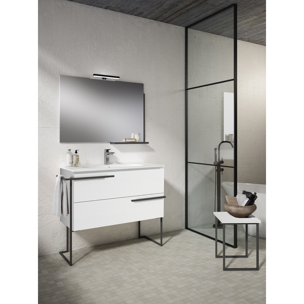 Lucena Bath 44\