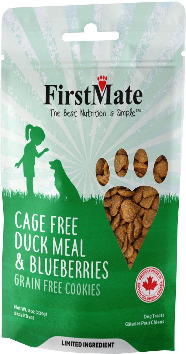 Firstmate Cage Free Duck Meal and Blueberries Grain-Free Dog Treats， 8-oz bag