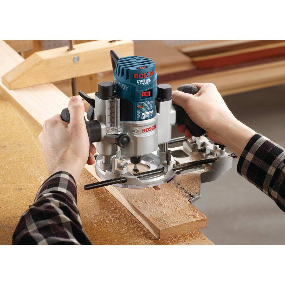 Bosch 12 Amp 2-14 HP Plunge and Fixed Base Corded Router Kit with Bonus Guide Dust Extraction Hood and Adapter 1617EVSPKRA1054