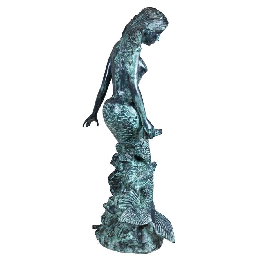 Design Toscano Goddess of the Sea  Mermaid of the Isles Spitting Bronze Garden Statue