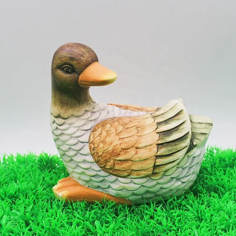 Factory custom wholesales garden animal duck ceramic garden outdoor ornament decoration