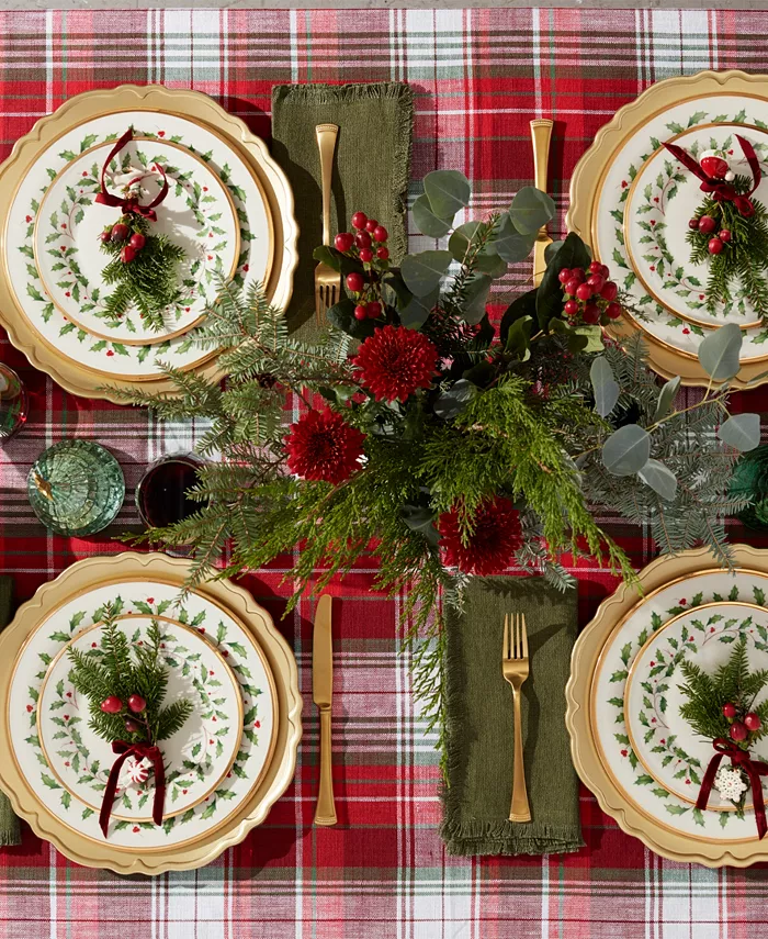 Lenox Holiday 12 Pc. Dinnerware Set Service for 4