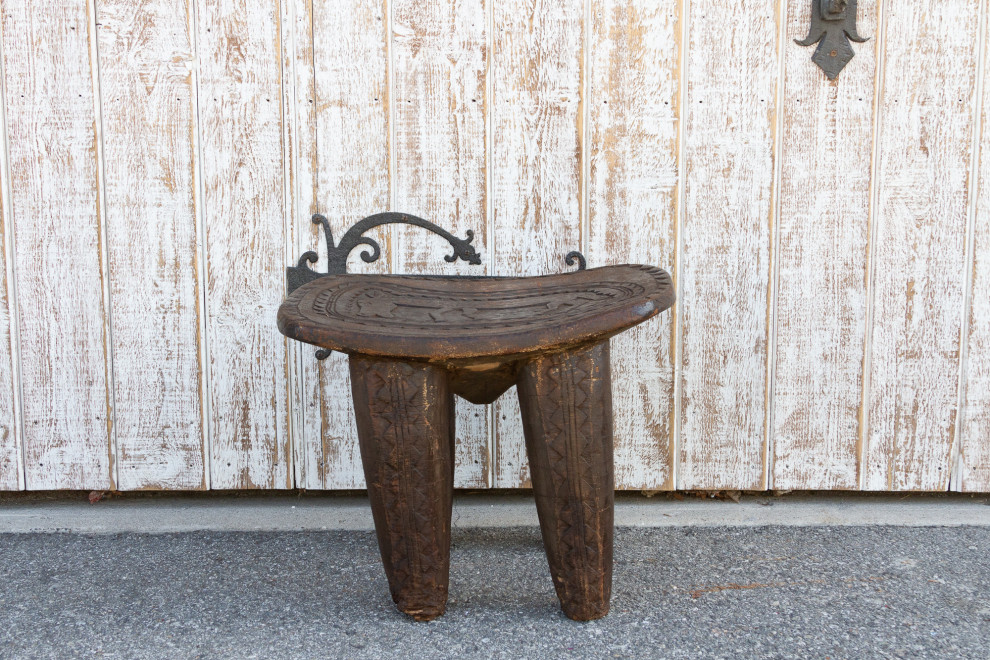 Primitive African Donkey Carved Senufo Table   Southwestern   Side Tables And End Tables   by De cor  Houzz