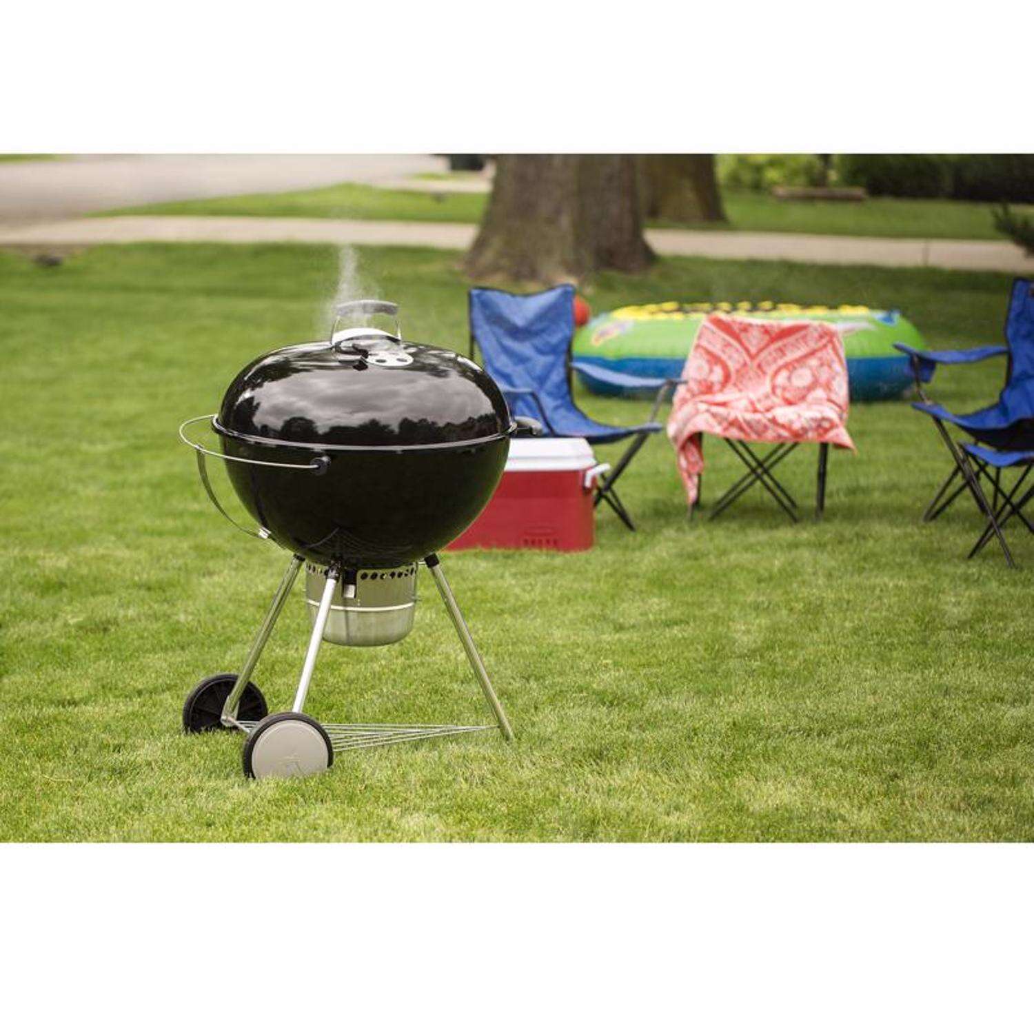 Weber 26 in. Original Kettle Premium Charcoal Grill Black