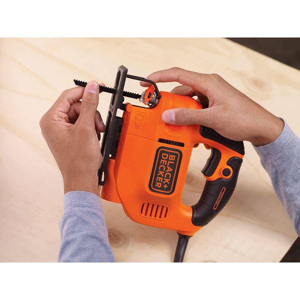 BLACK+DECKER 4.5 Amp Jig Saw BDEJS300C