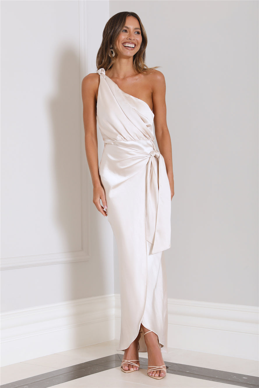 Stylish Guest Maxi Dress Champagne