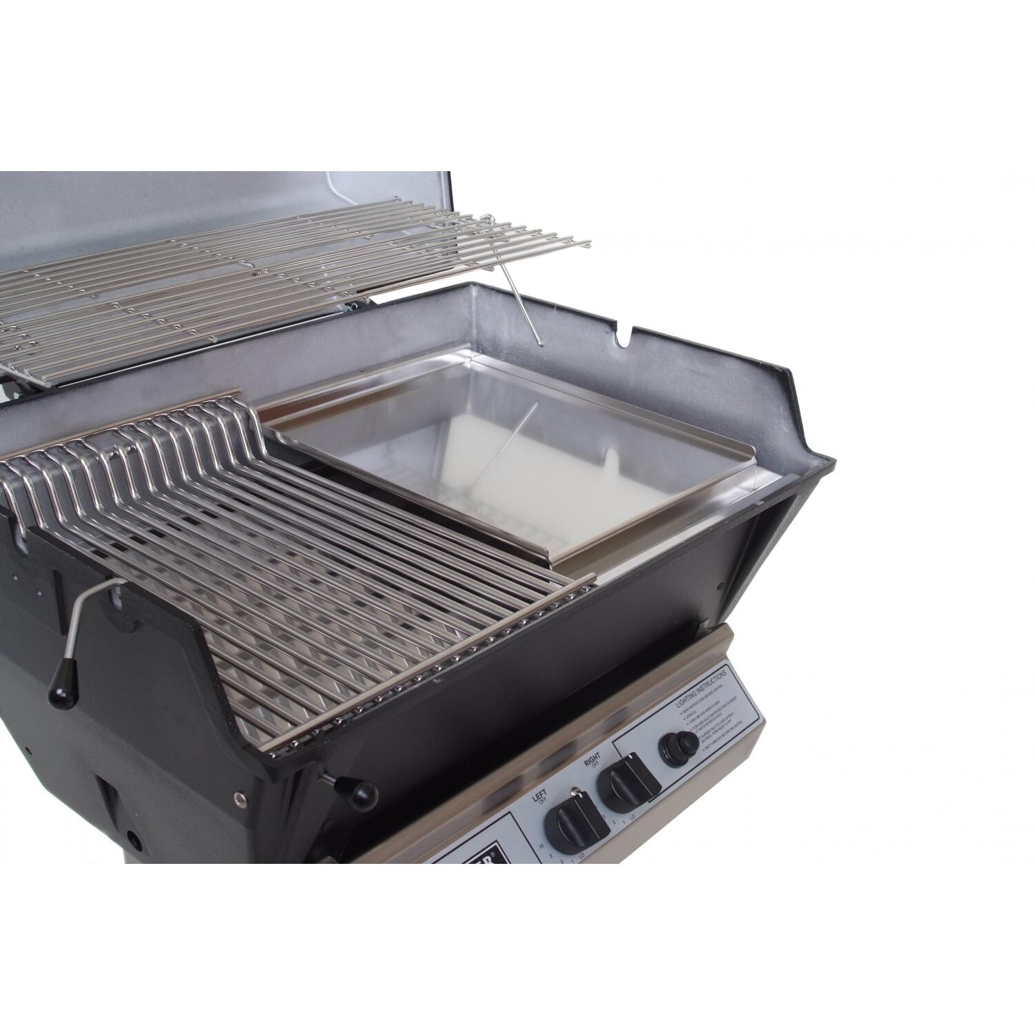 Broilmaster P3-SX Super Premium Propane Gas Grill On Black Patio Post