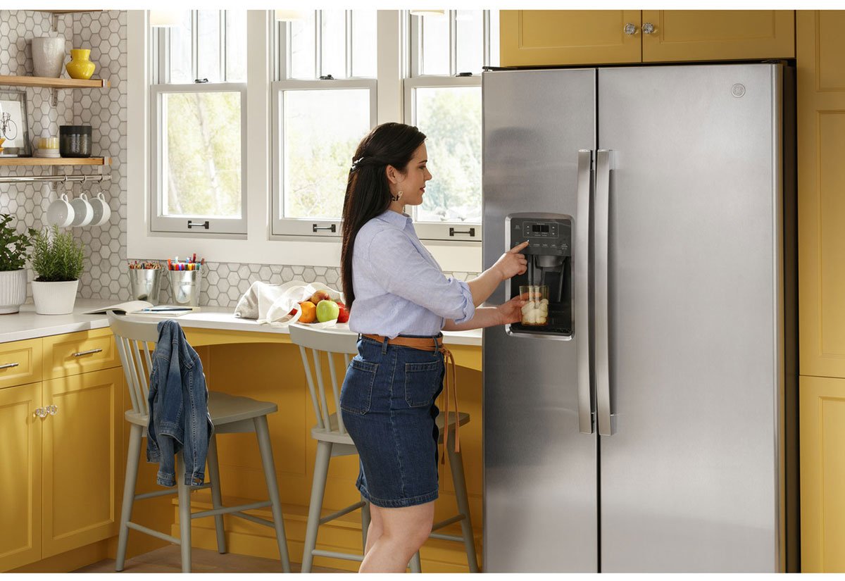 GE ENERGY STAR 25.3 Cu. Ft. Fingerprint Resistant Stainless Steel Side-By-Side Refrigerator