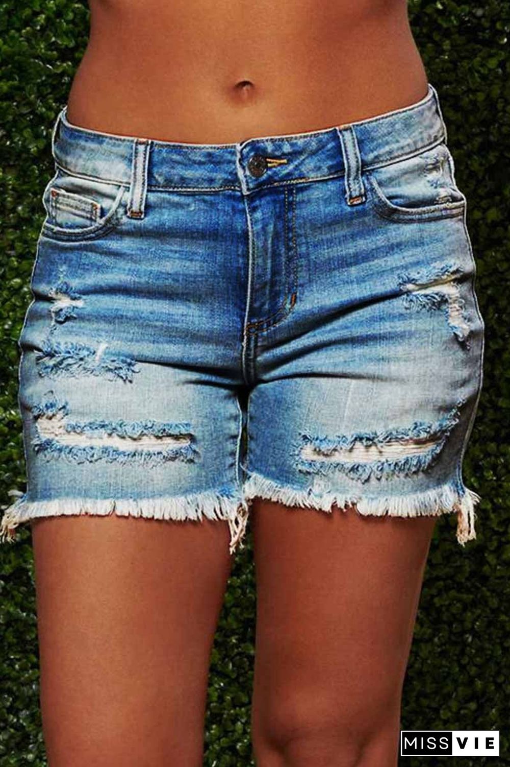 On-trend Fringed Ripped Denim Shorts(3 Colors)