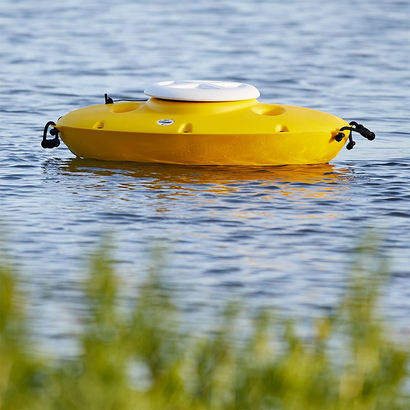 CreekKooler 30 Qt Floating Insulated Beverage Cooler Pull Behind Kayak， Yellow