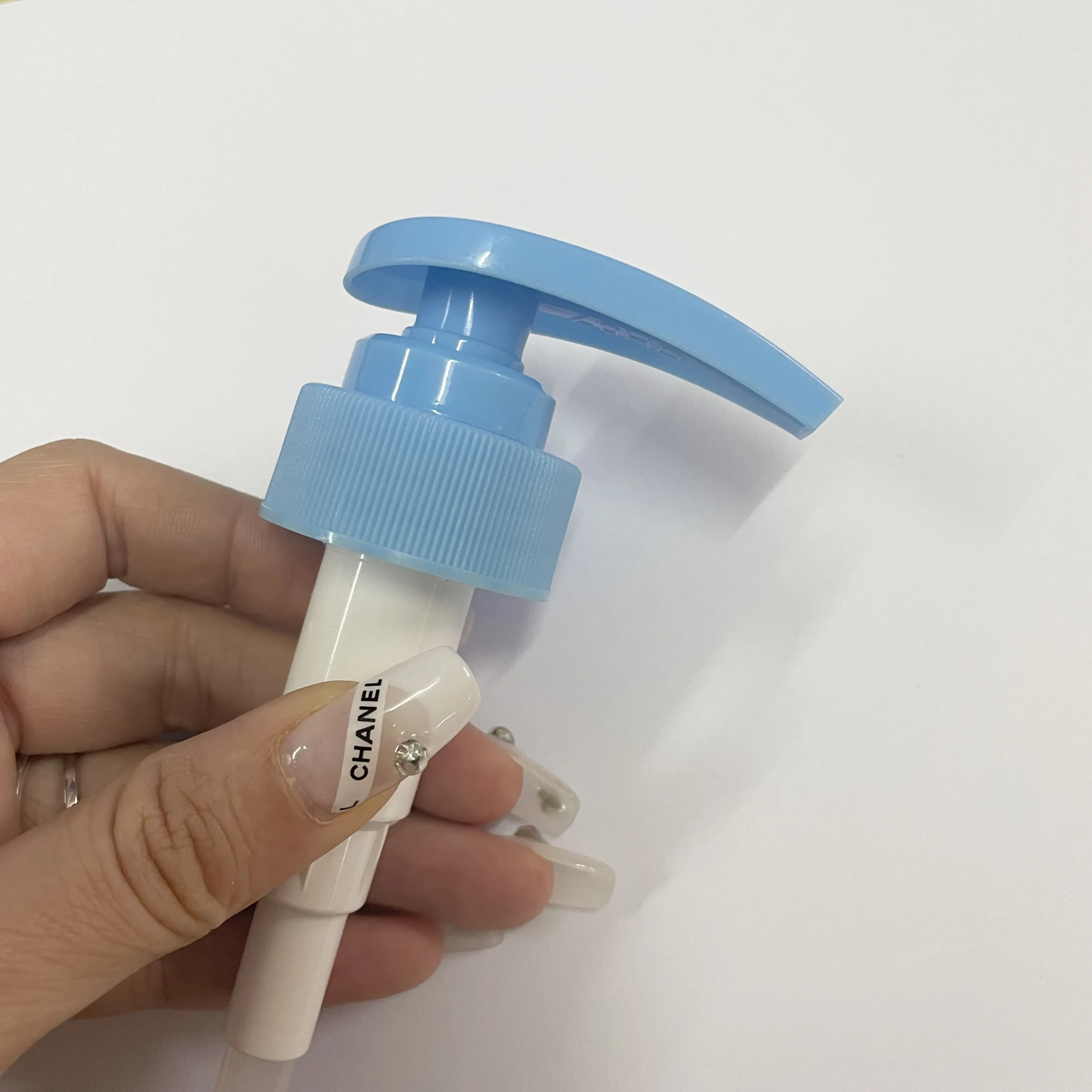 KL supply blue 33/410 plastic PP lotion pump 4cc