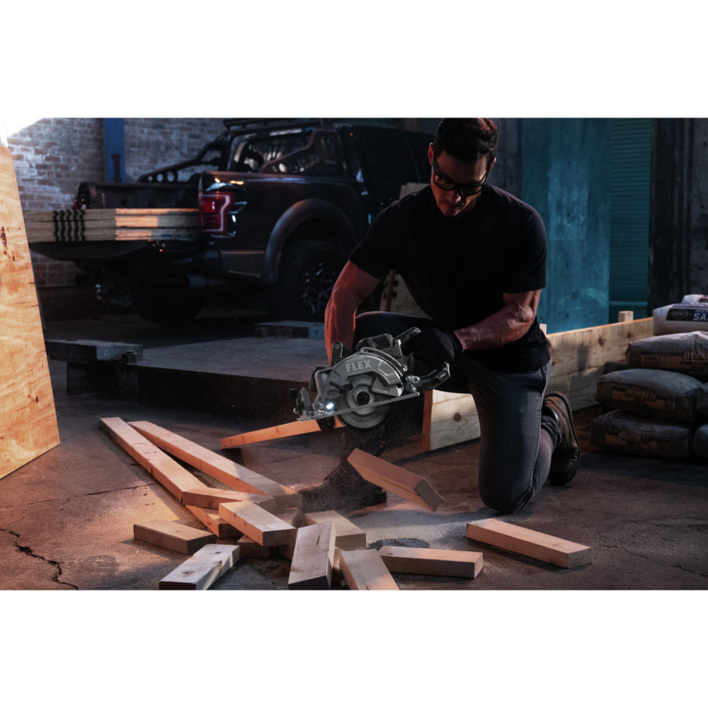 FLEX 24V 7 1/4 Circular Saw Rear Handle Stacked Lithium Battery Kit ;