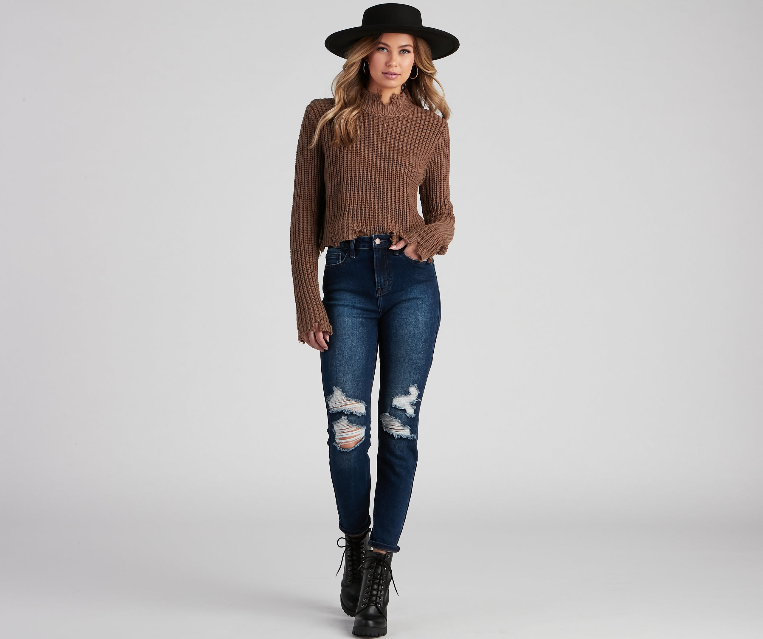 Major Destruction Cropped Knit Sweater