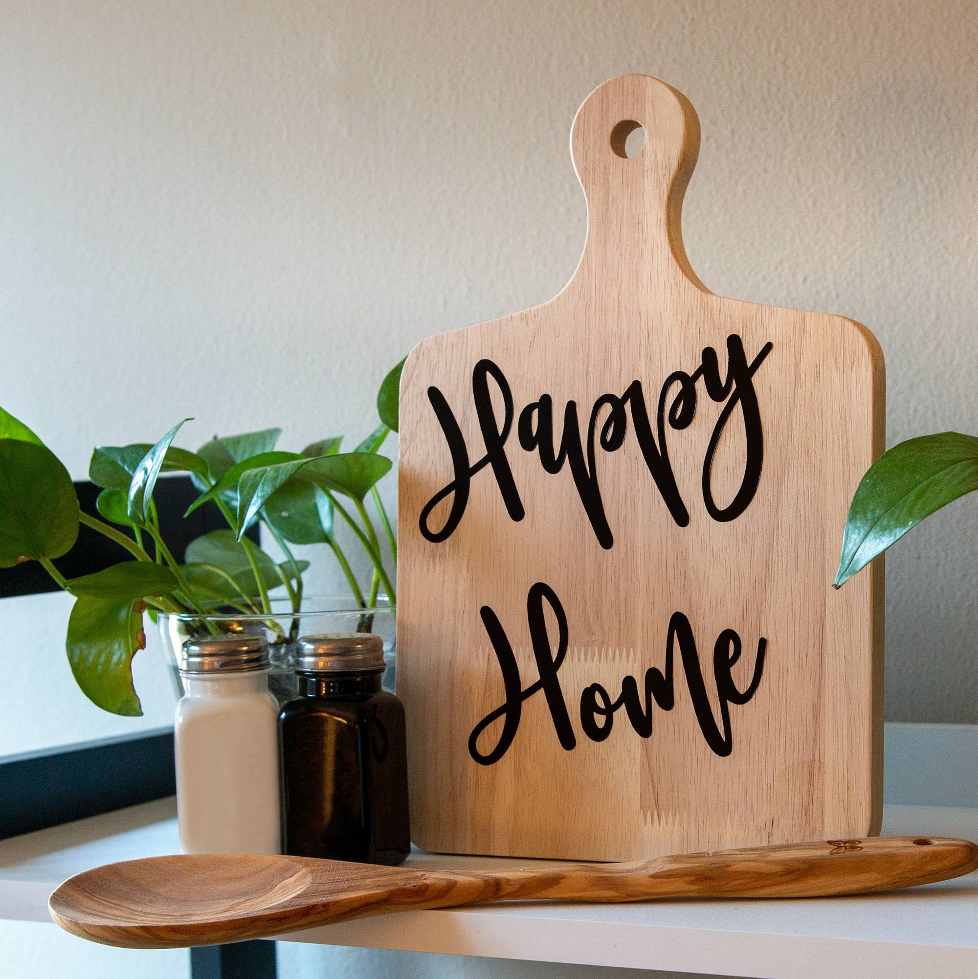 On The Surface Decorative Square Tray， Customizable Wooden Serving Tray With Handles: