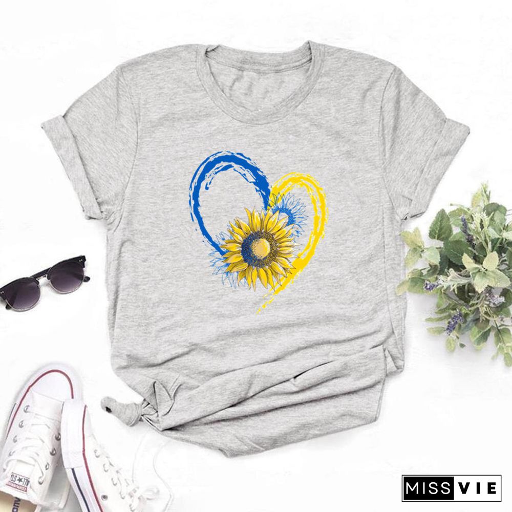 Cool Ukraine Flag Sunflower Vintage Ukrainian Lovers Ukraine Print Women Graphic T-Shirt Summer Y2K Top Casual Oversized T Shirt