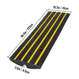 VEVOR 48.4 in. x 16.1 in. x 2.6 in. Speed Bump 1-Channel Rubber Curb Ramps 1-Pack GXB1G48x16x2.5YC1V0