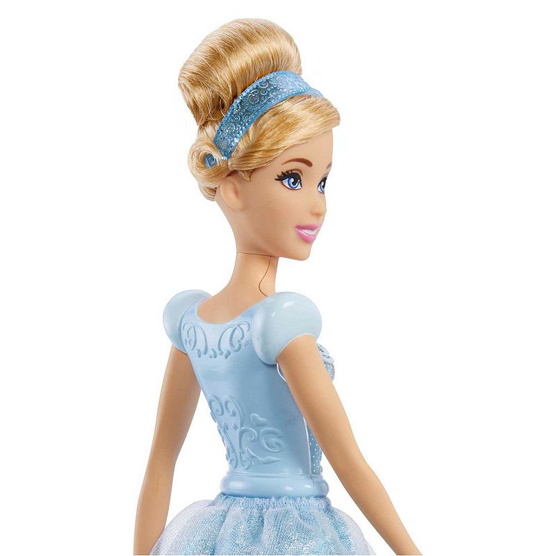 Disney Princess Cinderella Fashion Doll and Accessories by Mattel