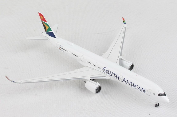 Herpa South African A350 900 1/500  HE534390