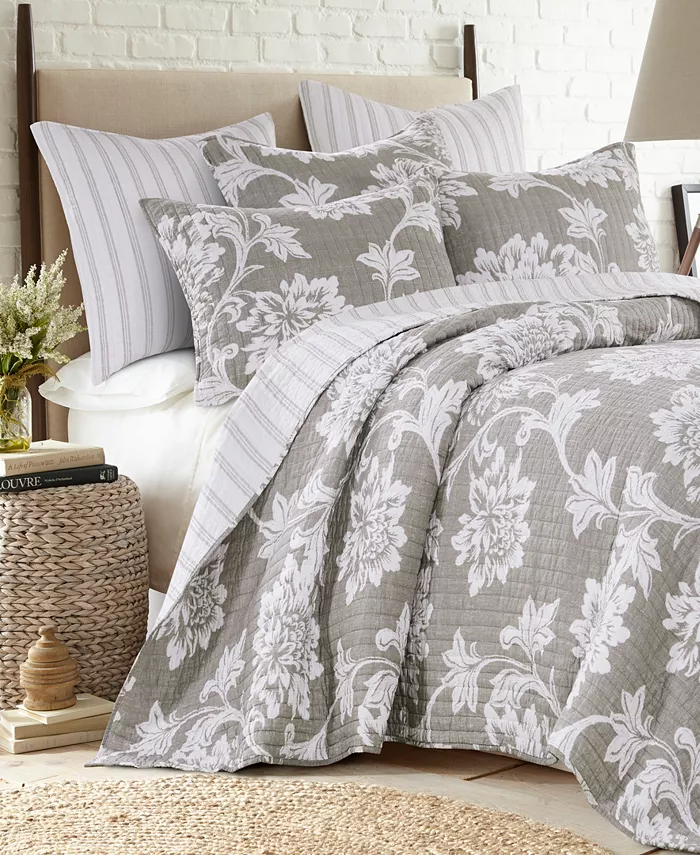 Levtex Sanira Jacobian Large Floral 2-Pc. Quilt Set， Twin