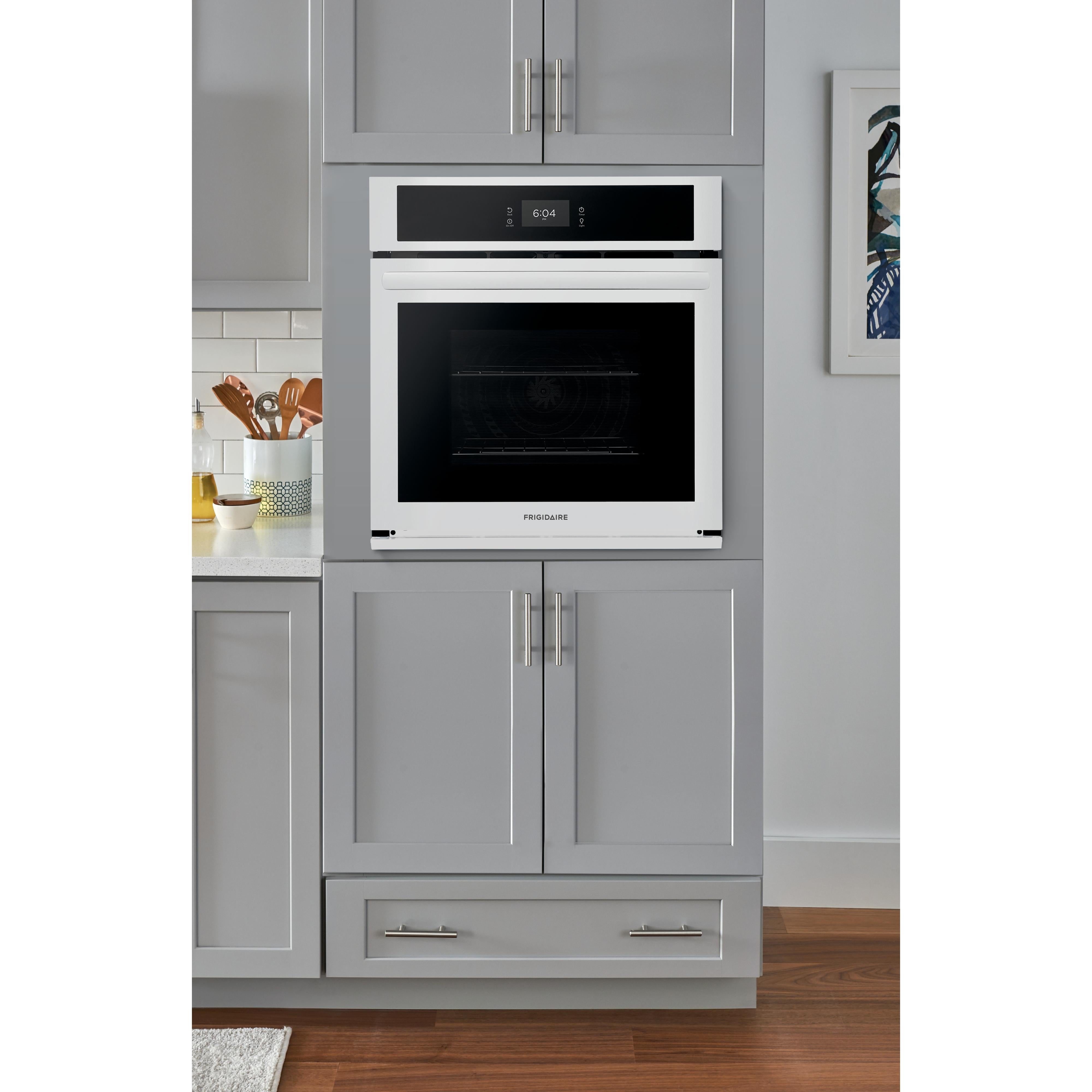 Frigidaire 27-inch, 3.8 cu.ft. Built-in Single Wall Oven with Convection Technology FCWS2727AW