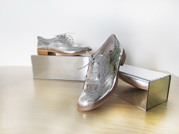 AMKO Displays CSR MS Mirror Shoe Display  10(L) X...