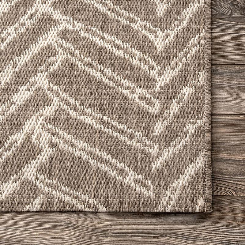 nuLOOM Macklin Herringbone Indoor/Outdoor Area Rug