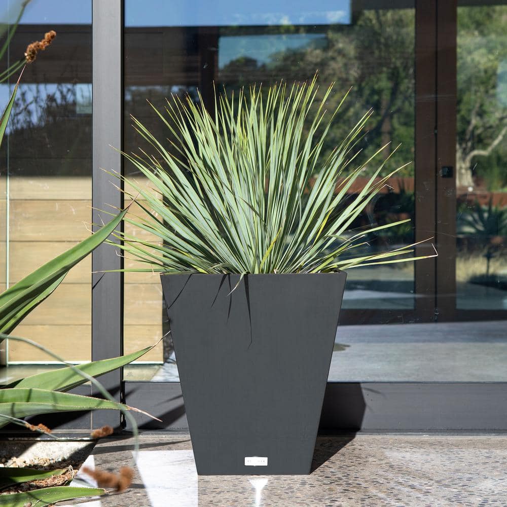 Veradek Nobleton 22 in. Square Black Plastic Planter NBV22B