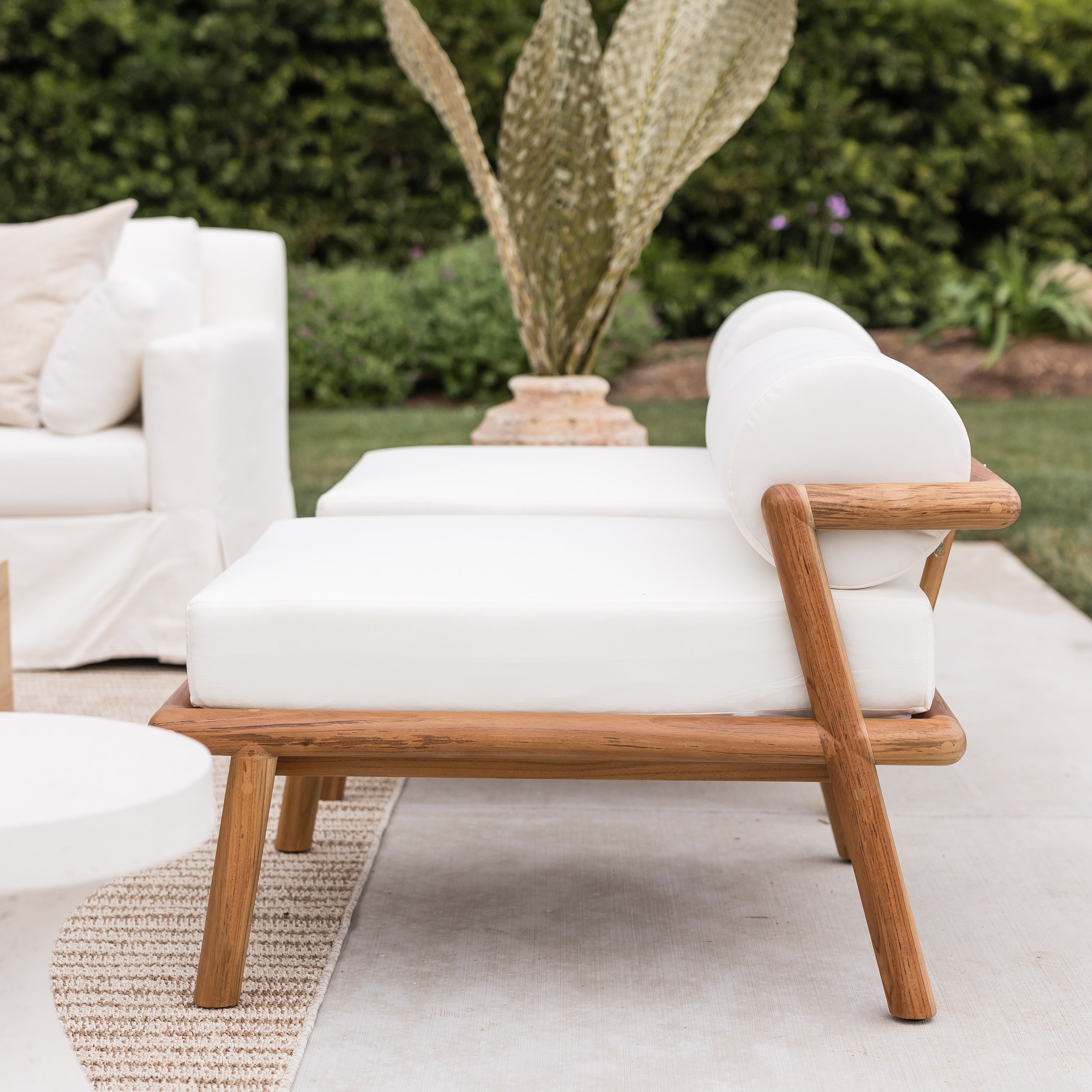 Bai Outdoor Chair