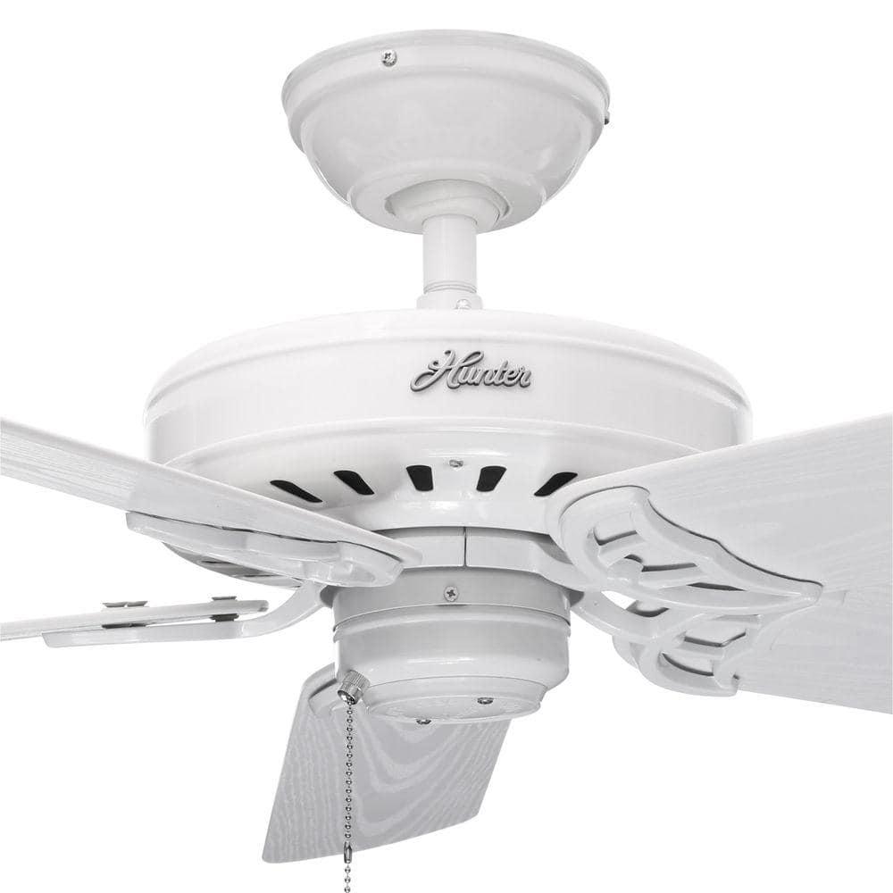 Hunter Bridgeport 52 in IndoorOutdoor White Ceiling Fan with Remote